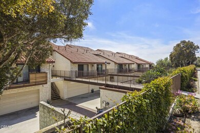 39-web-or-mls-UpmarketMedia_132Poli-134