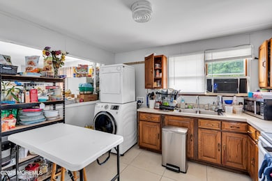 73 Maxim Rd, Howell, NJ 07731 - photo 6