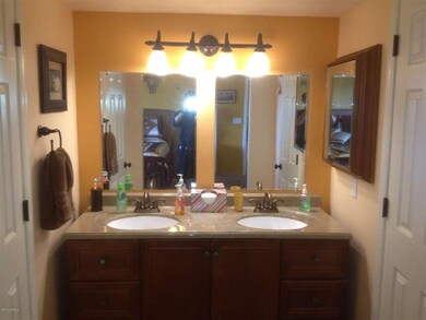 Dual sinks in mst
