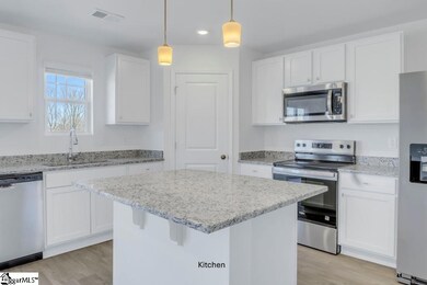 6035 Willutuck Dr, Boiling Springs, SC 29316 - photo 7