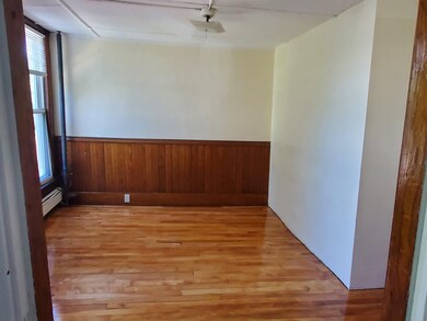 4 Elm St unit 205, Lancaster, NH 03584 - photo 2