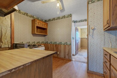 6. Kitchen