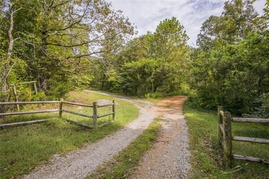 11604 Colcleasure Rd, Fayetteville, AR 72701 - photo 5