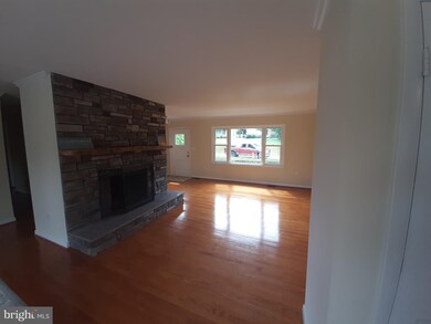 2829 Baldwin St, Winchester, VA 22601 - photo 4