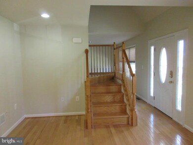 5882 Oakland Rd, Sykesville, MD 21784 - photo 3