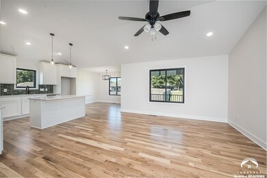 106 Hickory St, Perry, KS 66073 - photo 5