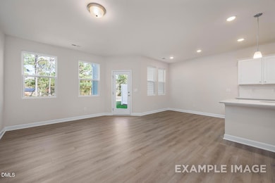 3838 Well Fleet Dr, Fuquay-Varina, NC 27592 - photo 5