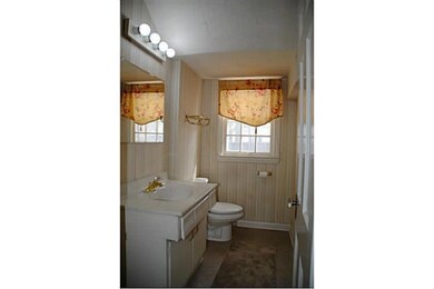 2807 48th St, Des Moines, IA 50310 - photo 3