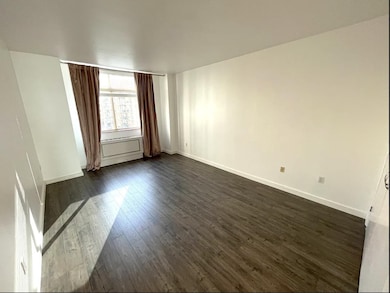 Hudson Tower unit 11A, New York, NY 10280 - photo 5