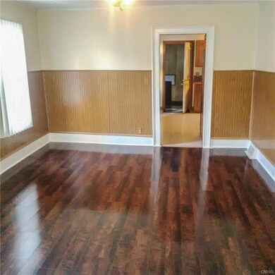 Here is what the Family Room looks like without fu