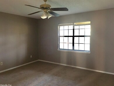 203 1/2 Memorial Dr, Wake Village, TX 75501 - photo 7