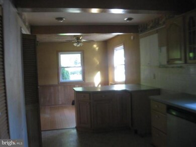 9 W Laurel Rd, Stratford, NJ 08084 - photo 7