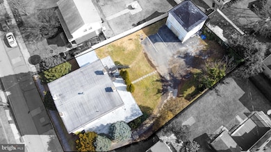 14 E Albemarle Ave, Lansdowne, PA 19050 - photo 3