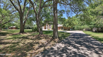 1925 Spruce Creek Circle North-19
