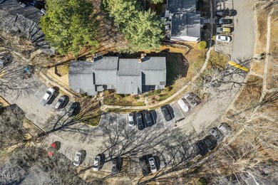 36-web-or-mls-7712 Falcon Crest Circle-5