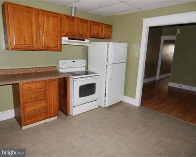 1241 Mulberry St, Reading, PA 19604 - photo 4