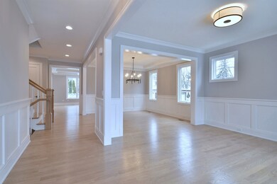 941 S Fairfield Ave, Elmhurst, IL 60126 - photo 2