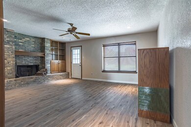 1005 Timber View Dr, Bedford, TX 76021 - photo 5