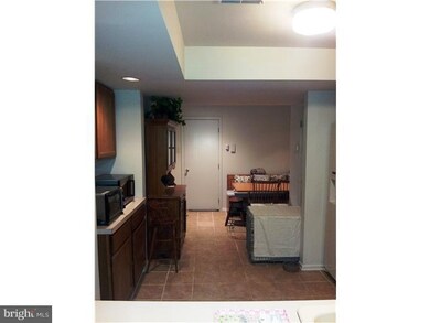 8637 Trumbauer Dr, Glenside, PA 19038 - photo 5