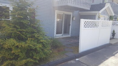 47 Old Salt Rd unit 2, Old Orchard Beach, ME 04064 - photo 2