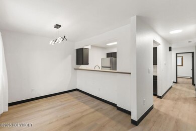 1819 E Tudor Rd unit B102, Anchorage, AK 99507 - photo 3