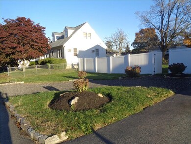 63 Enfield St, Johnston, RI 02919 - photo 4