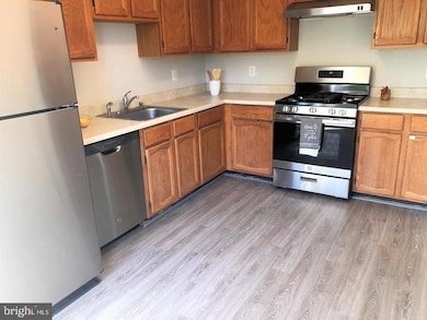 10620 Wakeman Dr, Fredericksburg, VA 22407 - photo 2