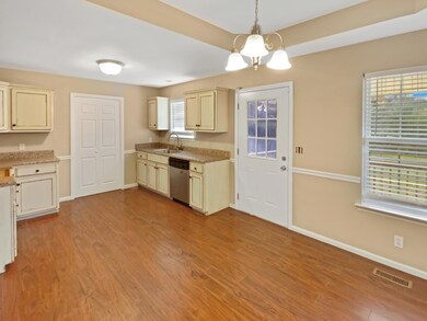 96 Pebblestone Dr, La Fayette, GA 30728 - photo 6