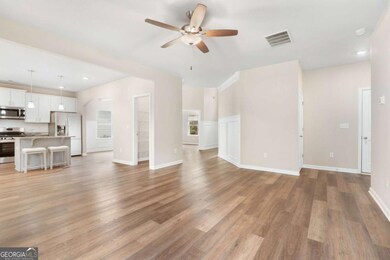 92 Camden Village Dr, Newnan, GA 30265 - photo 7