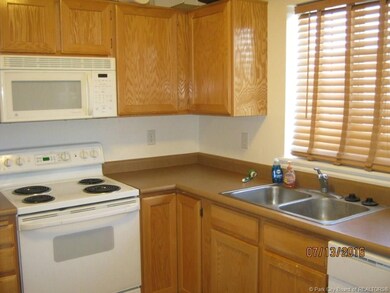 796 E Hamlet Cir N unit 91, Midway, UT 84049 - photo 2