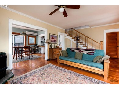 693 W 10th Ave, Eugene, OR 97402 - photo 6