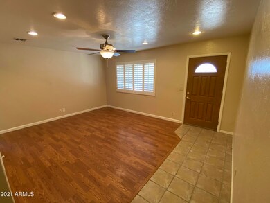 1013 E Seldon Ln, Phoenix, AZ 85020 - photo 7