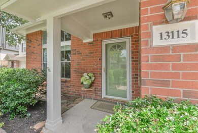 13115 Eldridge Meadow Dr, Houston, TX 77041 - photo 3