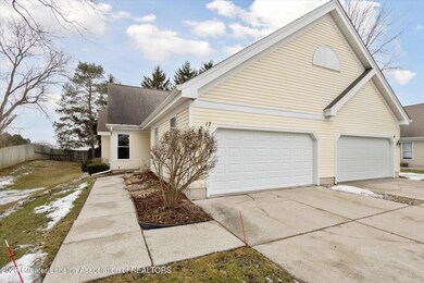 02-2415-N-Aurelius-Rd-Unit-17-Holt-MI-48