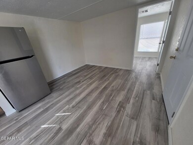 2.Living Area