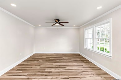 275 E Riveroaks Dr, Baton Rouge, LA 70815 - photo 7