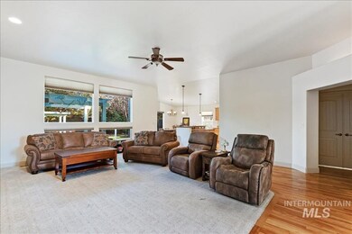 926 River Mist Path, Twin Falls, ID 83301 - photo 4