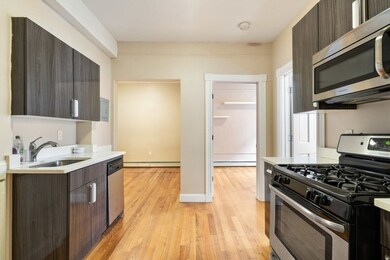 155 Salem St unit 2, Boston, MA 02113 - photo 2