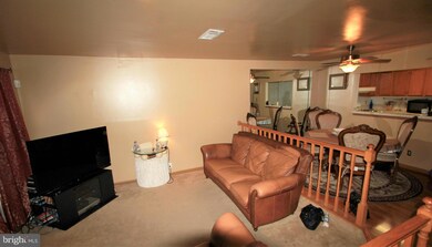 12578 Kempston Ln unit 8, Woodbridge, VA 22192 - photo 2