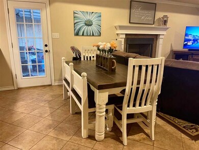 500 E Greenfield Dr, Wake Village, TX 75501 - photo 5