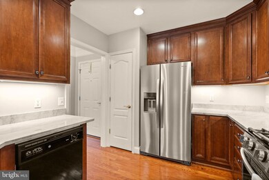 Saintbury Plaza Condominium unit 303, Fairfax, VA 22031 - photo 7