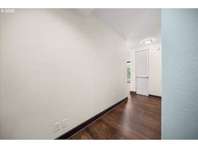 Harrison East unit 4F, Portland, OR 97201 - photo 6
