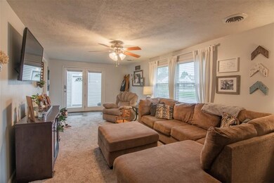 2810 E 14th St, Muncie, IN 47302 - photo 3