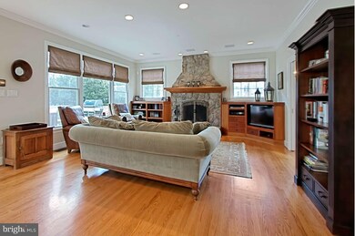 9051 Tower House Place, Alexandria, VA 22308 - photo 4