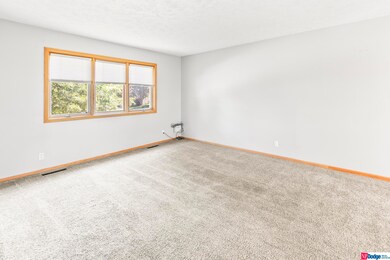 13030 Browne Cir, Omaha, NE 68164 - photo 6