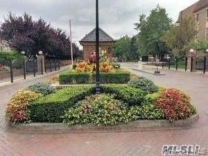 1338 Robin Ln unit 1212, Bayside, NY 11360 - photo 5