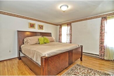 32 Hollander St, Dorchester, MA 02121 - photo 4