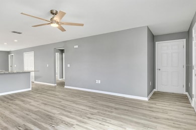 390 SW 3rd Ave, Mulberry, FL 33860 - photo 7