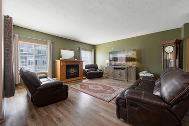 7382 Timber Crest Dr S, Cottage Grove, MN 55016 - photo 3