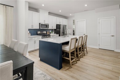 111 Barnett St, Venetia, PA 15367 - photo 3